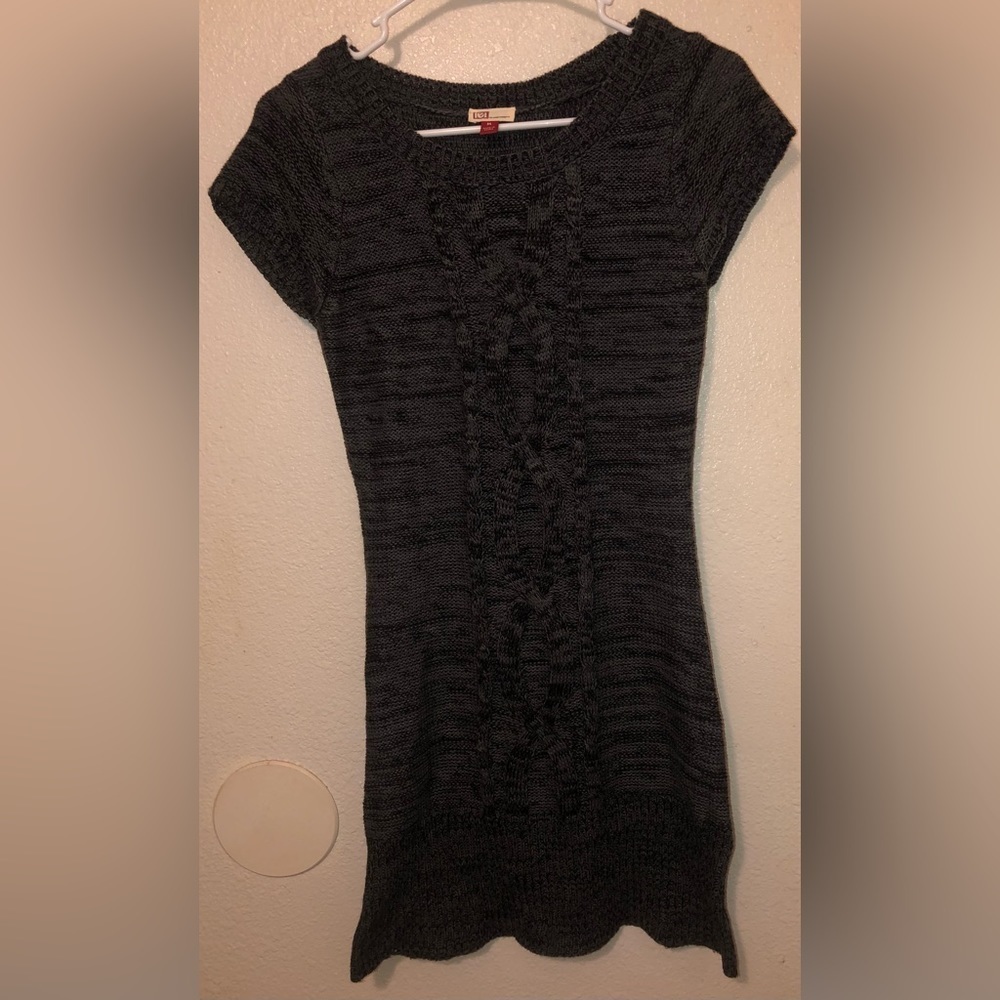 Lei Juniors Gray & Black Sweater Dress Size Medium